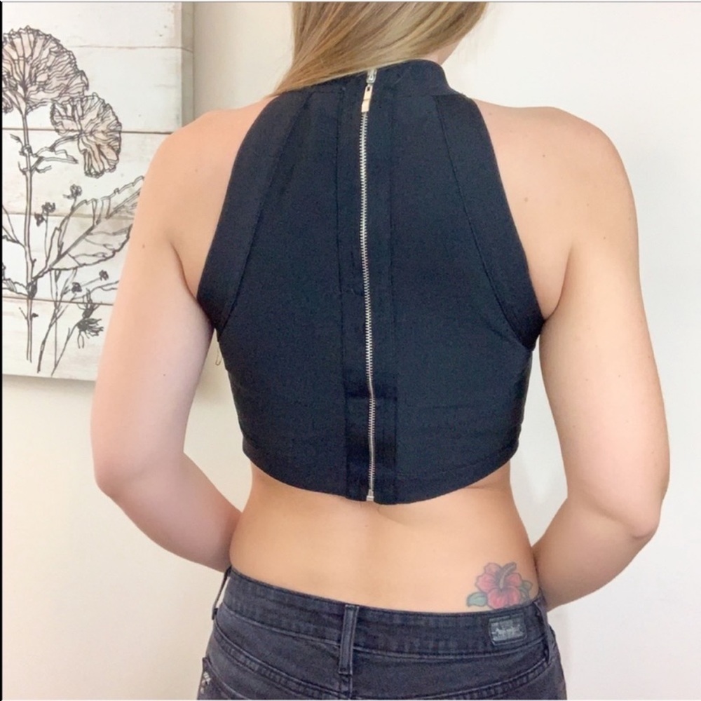 'Tsunami' Racerback High Neck Crop Top - Picture 4 of 4